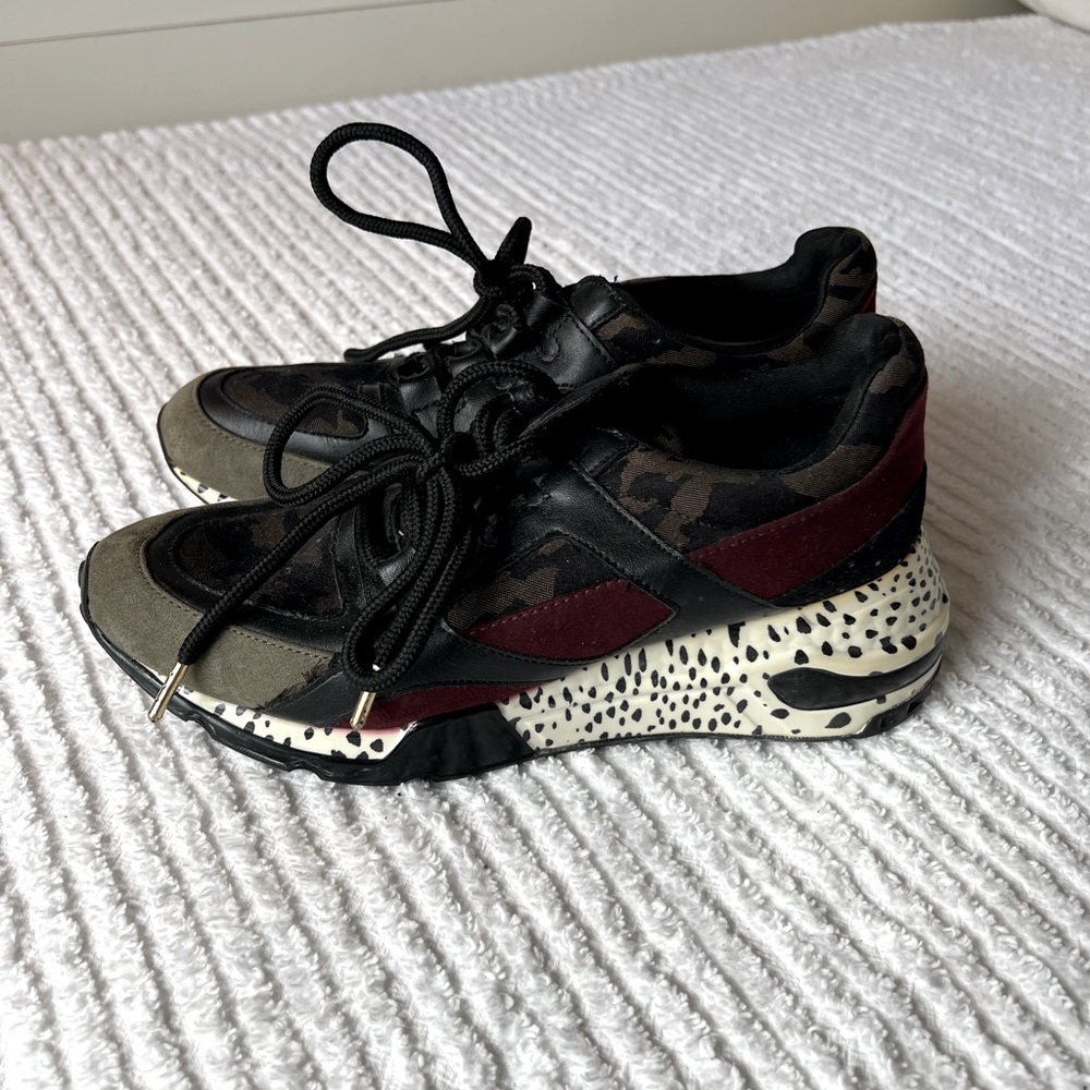 Steve Madden red, black, white, green Camo, and a hint of purple size 8